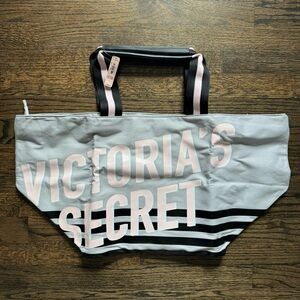 Victoria's Secret Grey Weekender Tote Bag | NWT